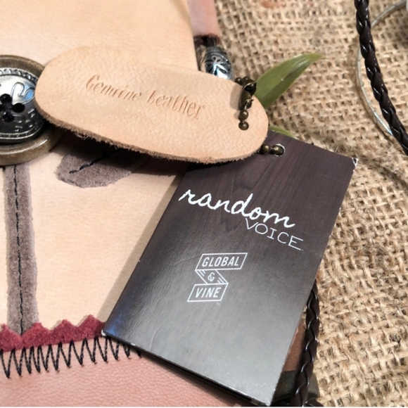 Mini Crossbody Bag NWT Random Voice Leather Suede Purse Live In The Moment NWT - Picture 6 of 12